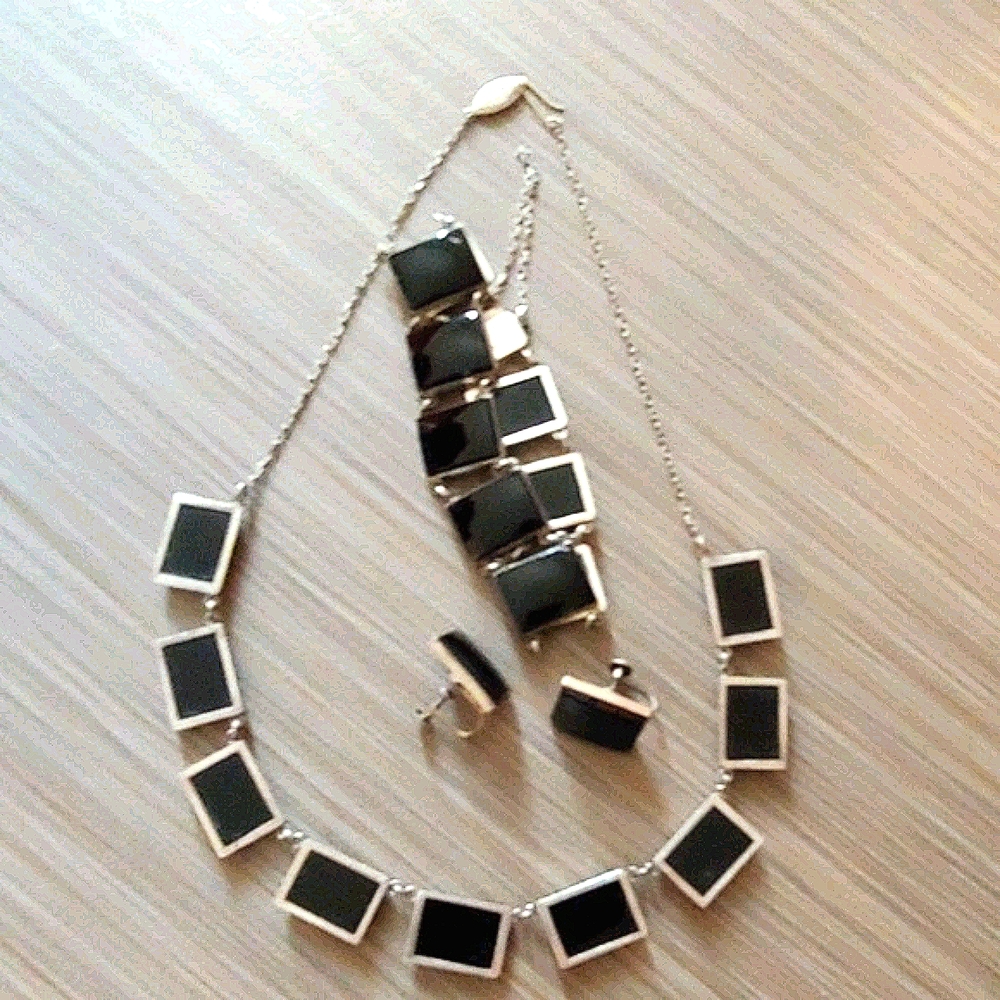 Stunning Sterling Black Onyx Ensemble - Picture 2 of 3